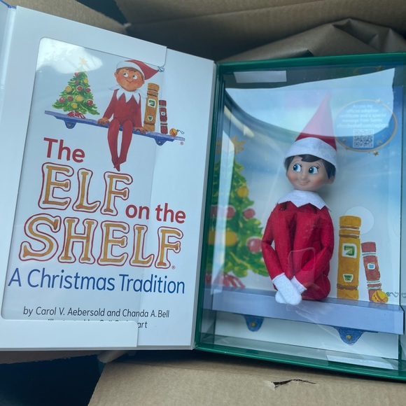 NWT Boy Elf w/ Blue Eyes: The Elf on the Shelf Christmas Tradition Book w/ doll - Picture 2 of 2